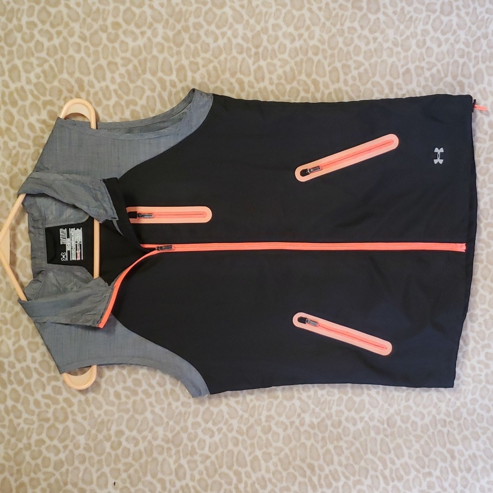 Under Armour Womens Semi Fitted Heat Gear Zip Up Vest